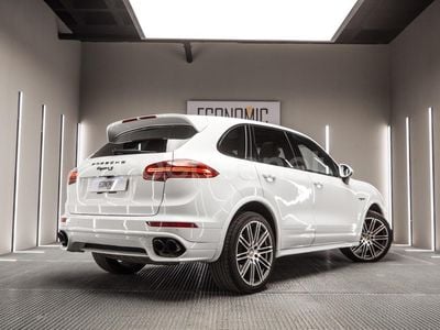 Porsche Cayenne S E-Hybrid