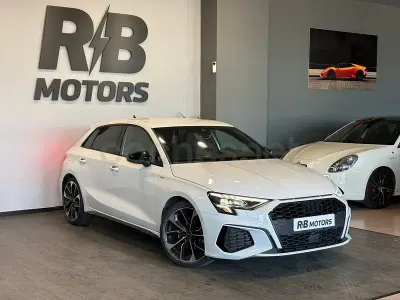 Usado Audi A3 Ambiente 150 CV (110 kW) 2024 Blanco Berlina