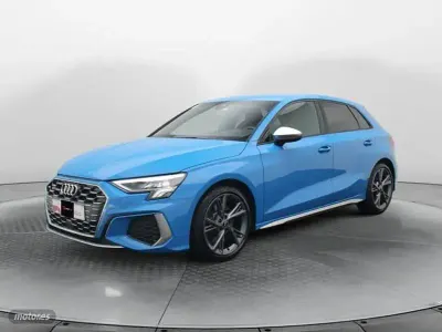 Usado Audi S3 Business 310 CV (228 kW) 2023 Azul Berlina