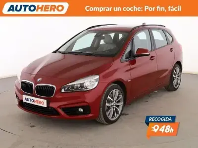 Usado BMW 218 Active Tourer Sport Line 150 CV (110 kW) 2016 Rojo Monovolumen