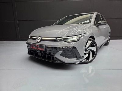 Usado VW Golf VIII GTI Clubsport 300 CV (220 kW) 2025 Gris / plata Berlina