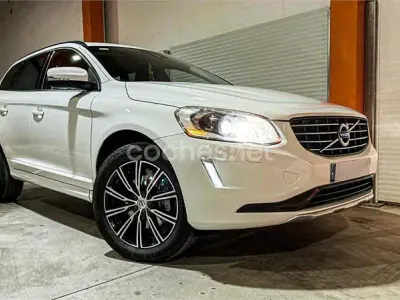 Usado Volvo XC60 Momentum 136 CV (100 kW) 2015 Blanco SUV