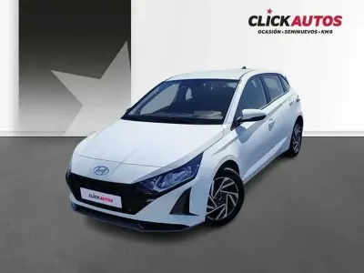 Usado Hyundai i20 101 CV (74 kW) 2025 Blanco Utilitario