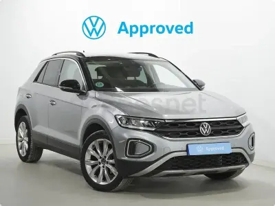 Usado VW T-Roc Life 150 CV (110 kW) 2022 Plateado SUV