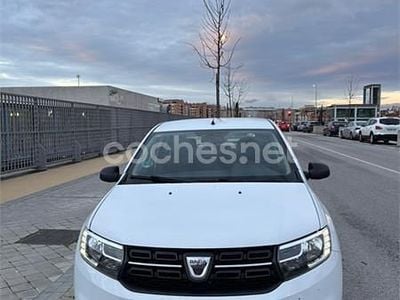 Usado Dacia Sandero Ambiance 73 CV (53 kW) 2018 Blanco Berlina