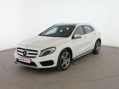 Mercedes GLA220