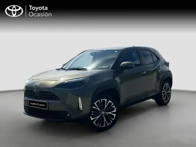Usado Toyota Yaris Cross Style 116 CV (85 kW) 2022 Amarillo SUV