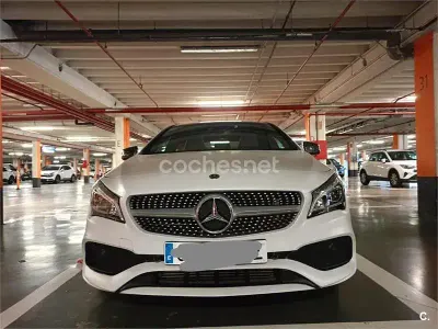 Usado Mercedes CLA180 Shooting Brake 122 CV (89 kW) 2018 Blanco Familiar