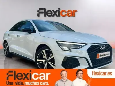 Usado Audi A3 S-Line 116 CV (85 kW) 2021 Blanco Berlina