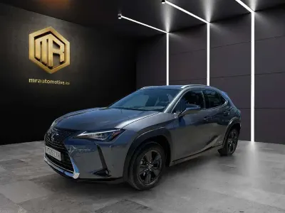 Usado Lexus UX 250h Business Edition 184 CV (135 kW) 2022 Gris SUV