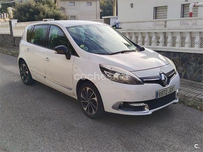 Usado Renault Scénic III Bose Edition 110 CV (80 kW) 2015 Blanco Monovolumen