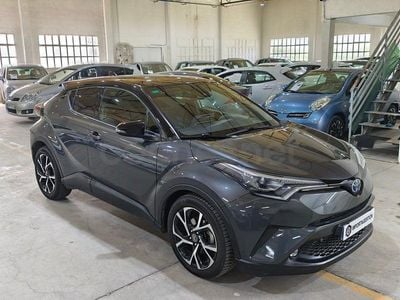 Usado Toyota C-HR Plus 122 CV (89 kW) 2017 Gris / plata SUV
