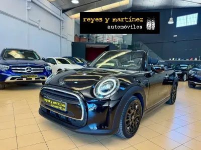 Usado Mini Cooper Cabriolet 136 CV (100 kW) 2022 Negro Descapotable