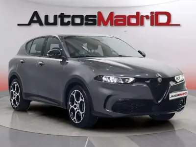 Usado Alfa Romeo Tonale Sprint 131 CV (96 kW) 2024 Gris SUV