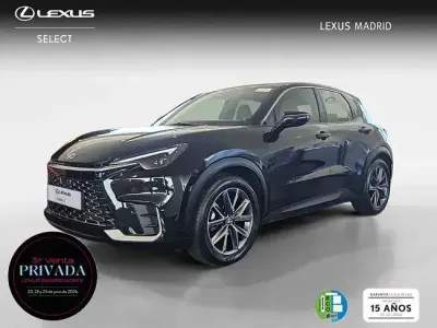 Usado Lexus LBX 136 CV (100 kW) 2025 Negro SUV