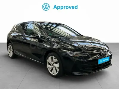 Usado VW Golf VIII 115 CV (84 kW) 2025 Negro Berlina