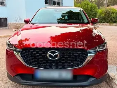 Usado Mazda CX-5 Center-Line 165 CV (121 kW) 2023 Granate SUV