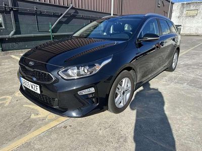 Negro Usado 2020 Kia Ceed Utilitario | 11.590 € (Precio justo)