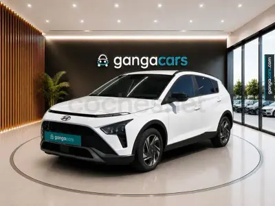 Usado Hyundai Bayon 100 CV (73 kW) 2023 Blanco SUV