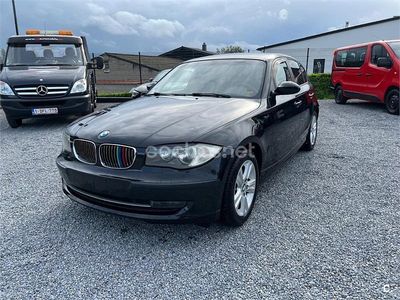 Usado BMW 118 143 CV (105 kW) 2010 Gris / plata Utilitario