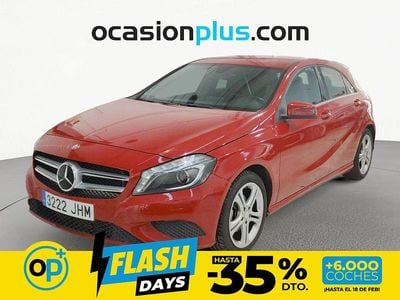 Usado Mercedes A180 Style 109 CV (80 kW) 2015 Rojo Utilitario