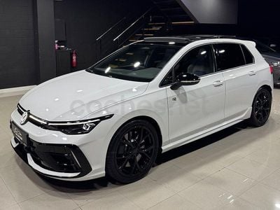 Begagnad VW Golf VIII Black Edition 333 HK (244 kW) 2025 Vit Sedan