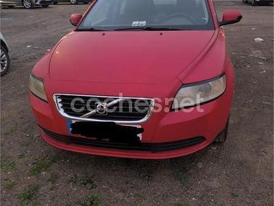 Usado Volvo S40 Momentum 145 CV (106 kW) 2008 Rojo Berlina