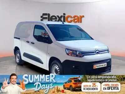 Usado Citroën Berlingo 102 CV (75 kW) 2021 Blanco Monovolumen