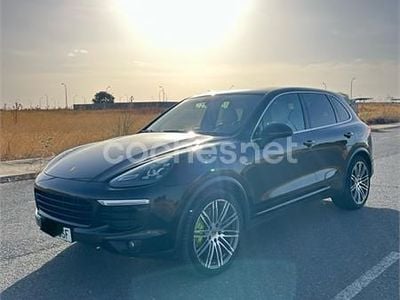 Porsche Cayenne S E-Hybrid