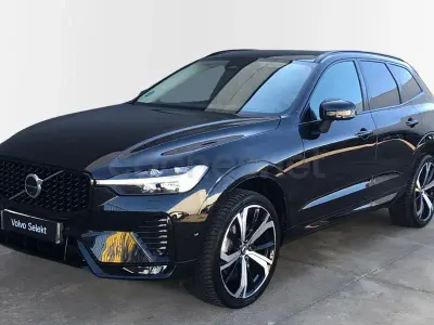 Usado Volvo XC60 Plus 250 CV (183 kW) 2025 Negro SUV