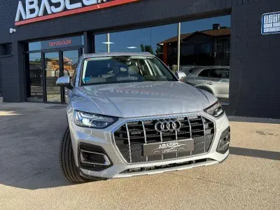 Käytetty Audi Q5 Advanced Plus 299 HP (219 kW) 2021 Harmaa Katumaasturi