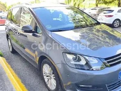 Usado VW Sharan 140 CV (102 kW) 2014 Gris / plata Monovolumen