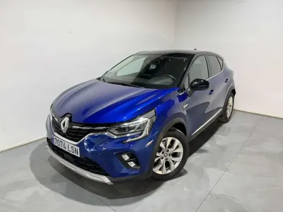 Usado Renault Captur Zen 160 CV (117 kW) 2021 Azul SUV