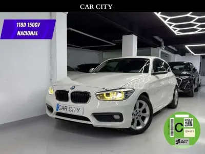 Usado BMW 118 Sport Line 150 CV (110 kW) 2016 Blanco Utilitario