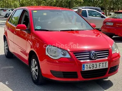 Usado VW Polo Edition 80 CV (58 kW) 2007 Rojo Utilitario