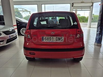 Usado Hyundai Getz 97 CV (71 kW) 2005 Rojo Utilitario