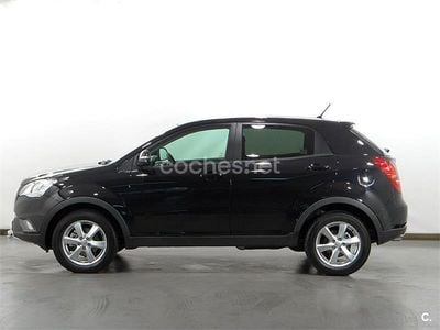 Negro Usado 2014 Ssangyong (KGM) Korando SUV | 7209 € (Buen precio)