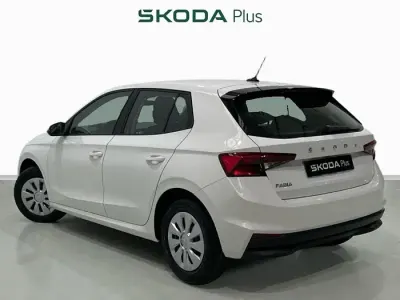 Usado Skoda Fabia Active 80 CV (58 kW) 2023 Blanco Utilitario