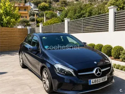 Usado Mercedes A200 136 CV (100 kW) 2017 Azul Utilitario