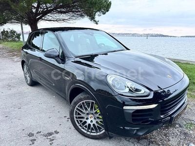 Porsche Cayenne S E-Hybrid