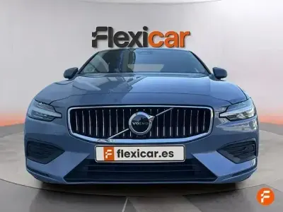 Käytetty Volvo S60 Core 197 HP (144 kW) 2023 Harmaa Sedan