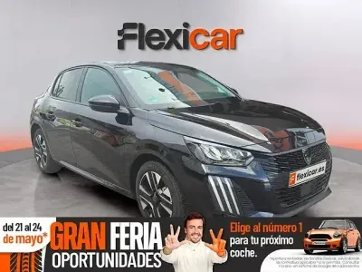 Usado Peugeot 208 Allure 100 CV (73 kW) 2025 Negro Utilitario