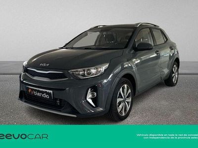 Gris Usado 2022 Kia Stonic SUV | 19.990 € (Un poco caro)
