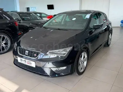 Usado Seat Leon FR 150 CV (110 kW) 2014 Negro Berlina