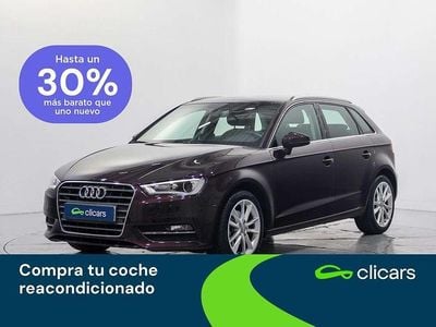 Usado Audi A3 Sportback Advanced 110 CV (80 kW) 2016 Rojo Utilitario