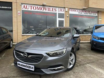 Usado Opel Insignia Selective 136 CV (100 kW) 2019 Gris Berlina
