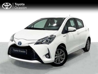 Usado Toyota Yaris Hybrid Active 99 CV (72 kW) 2020 Blanco Utilitario