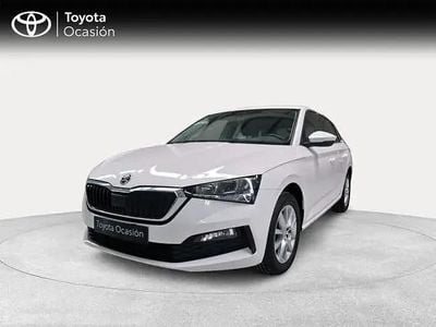 Usado Skoda Scala Sport 110 HP (80 kW) 2022 Branco Citadino