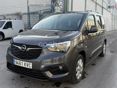 Usado Opel Combo Life Selective 131 CV (96 kW) 2019 Marrón Monovolumen