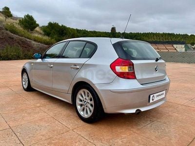 Używany BMW 118 143 KM (105 kW) 2007 Szary Hatchback